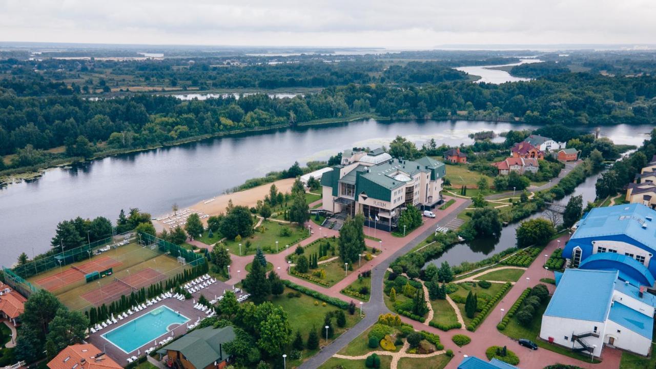 Platium Spa&Resort Kozyn Exterior foto