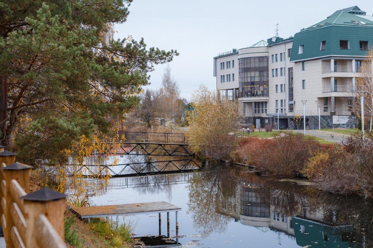 Platium Spa&Resort Kozyn Exterior foto